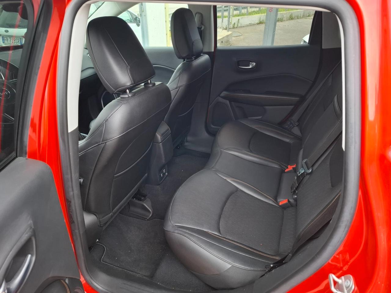 Jeep Compass 1.6 Multijet 120 Limited 10-2020