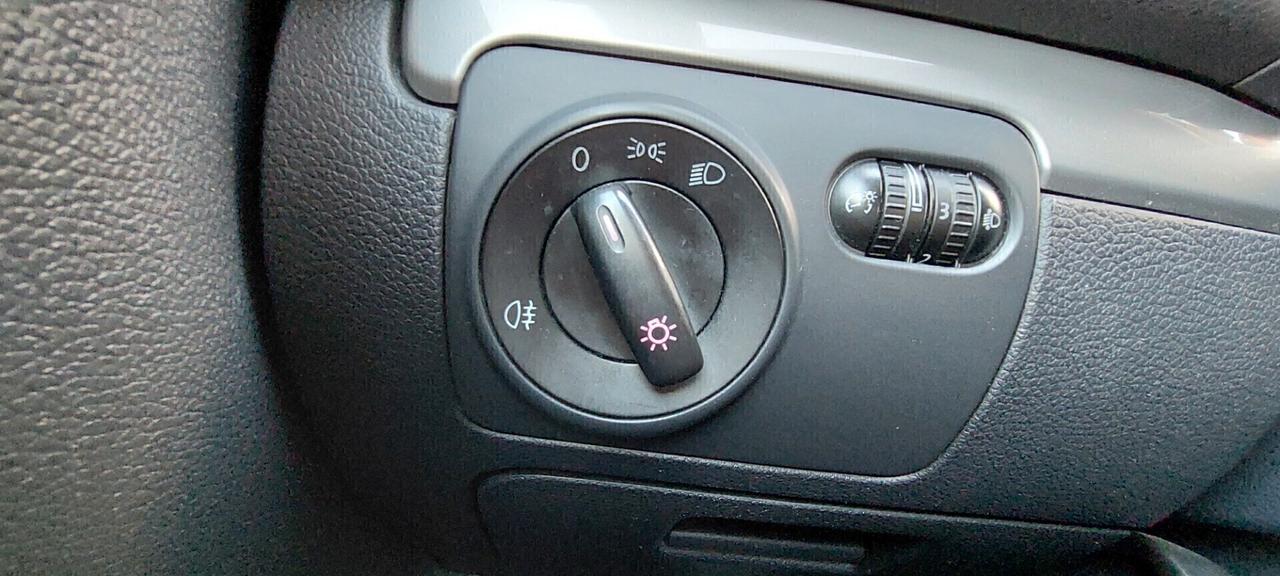 GOLF 1,6 BENZINA/GPL 105 CV SCADENZA GPL 2032 X NEOPATENTATI IMPECCABILE FULL TELEFONO