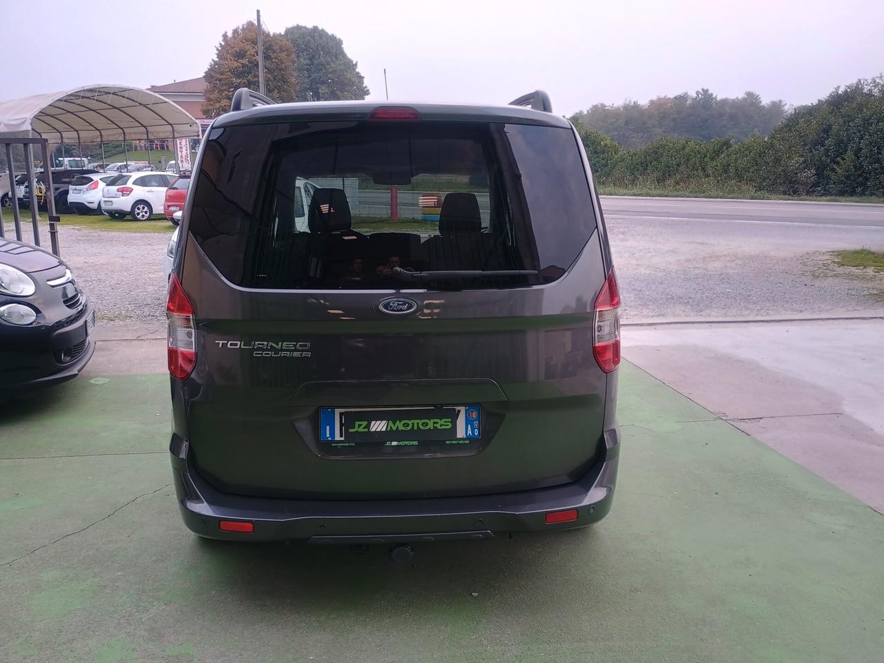 FORD TURNEO CUSTOM GANCIO TRAINO