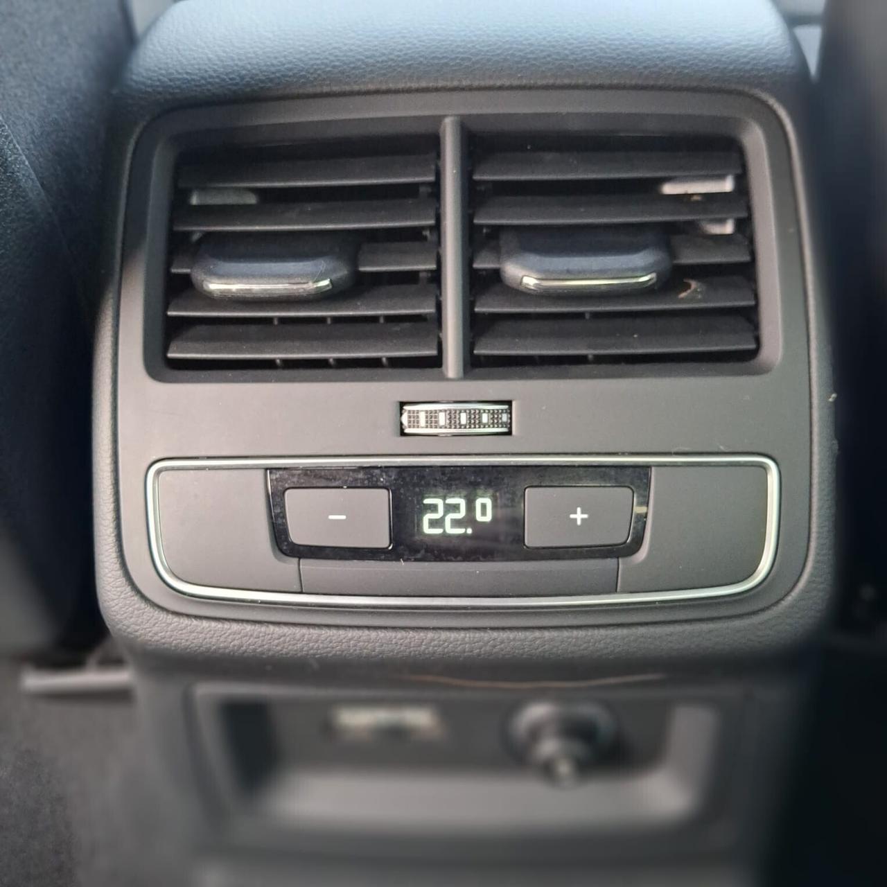 Audi A5 SPB 40 g-tron S tronic line edition