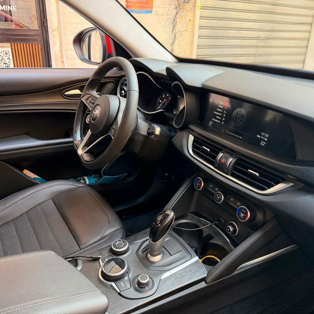 Alfa Romeo Stelvio 2.2 - 180 CV