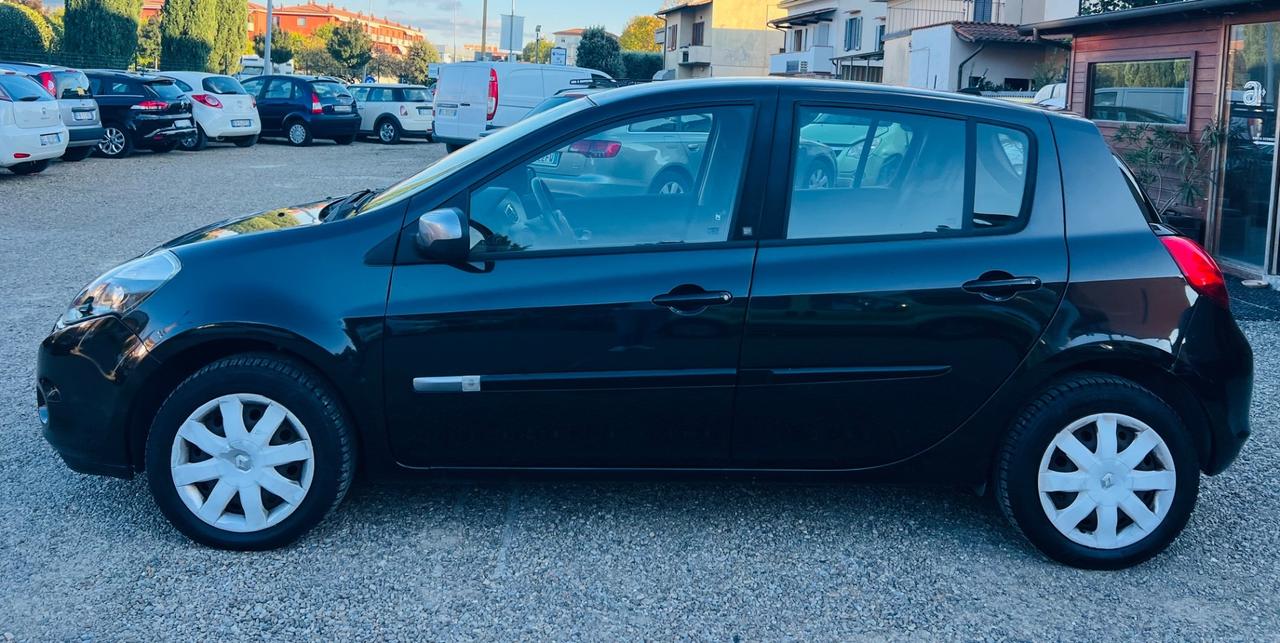 Renault Clio 1.2 16V 5 porte 20th Anniversario