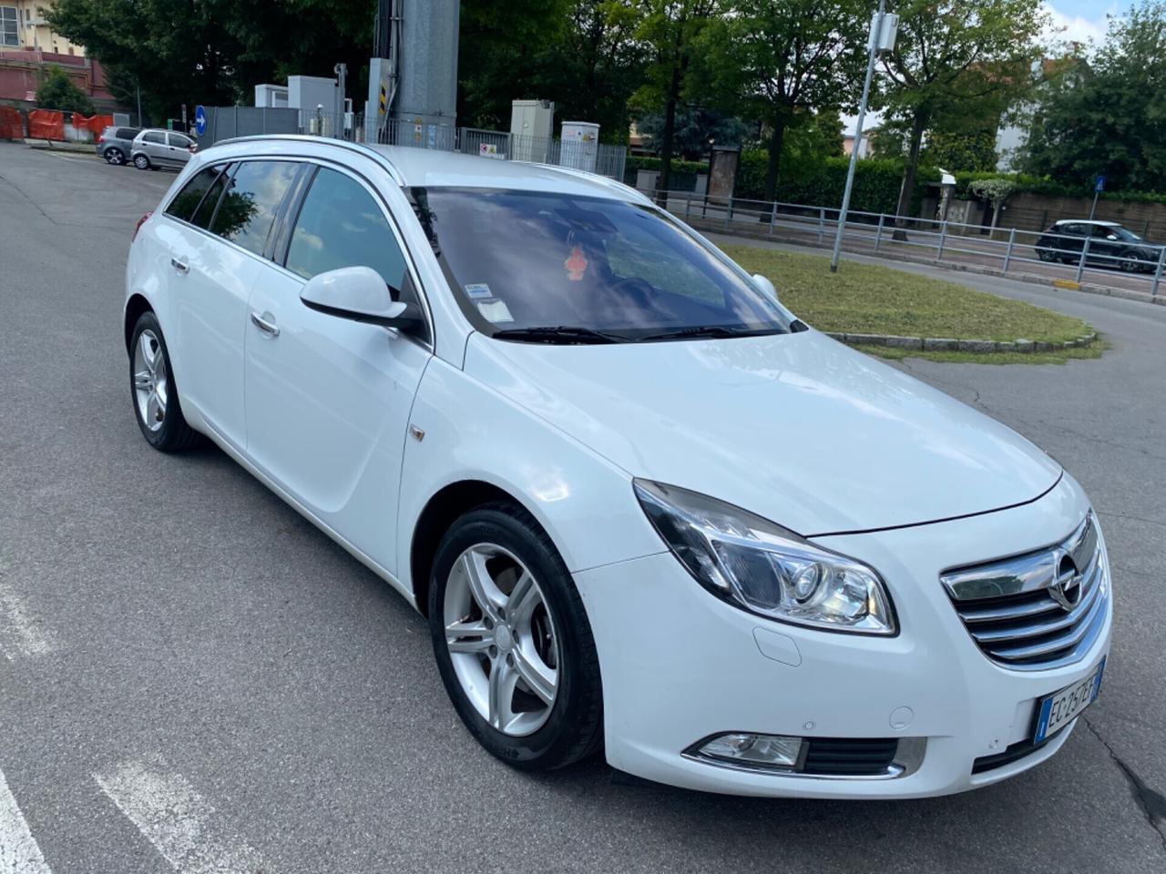 Opel Insignia 2.0 CDTI Sports Tourer Cosmo