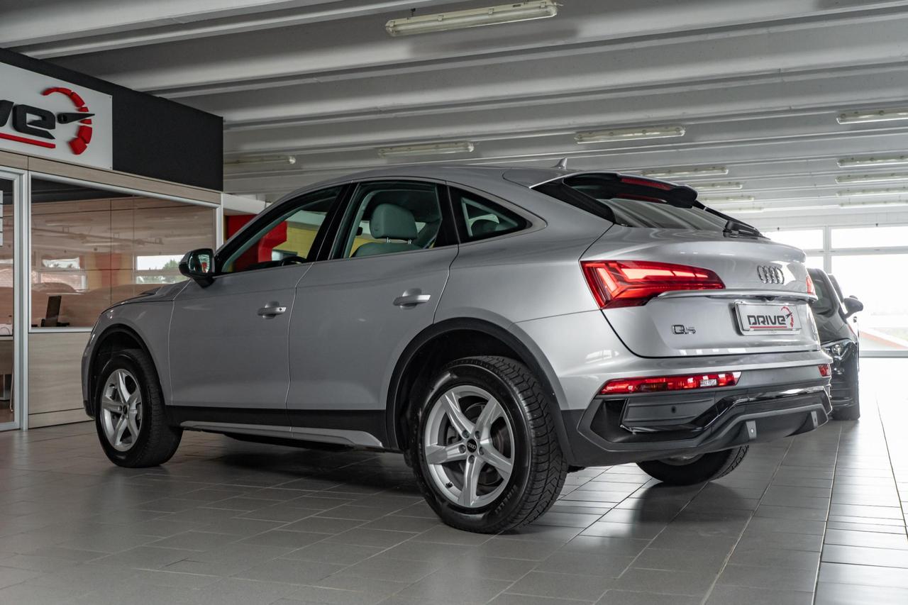 Audi Q5 Sportback 40 2.0 tdi mhev 12V quattro s-tronic