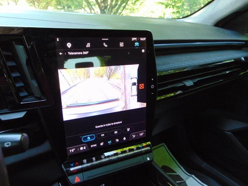 RENAULT Austral Austral Full Hybrid E-Tech 200 ...