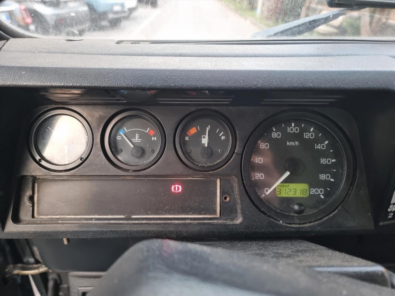 Land Rover Defender 90 2.5 Td5 Station Wagon E