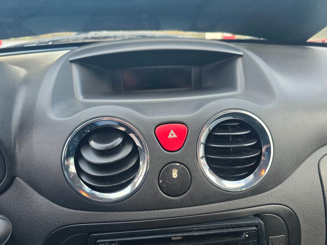 Citroen C2 1.1cc. Airdream