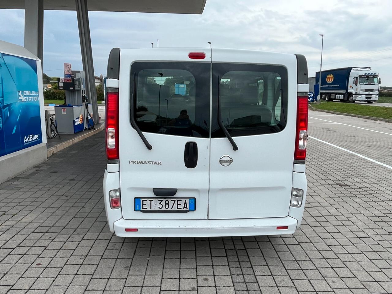 Nissan Primastar 9 posti