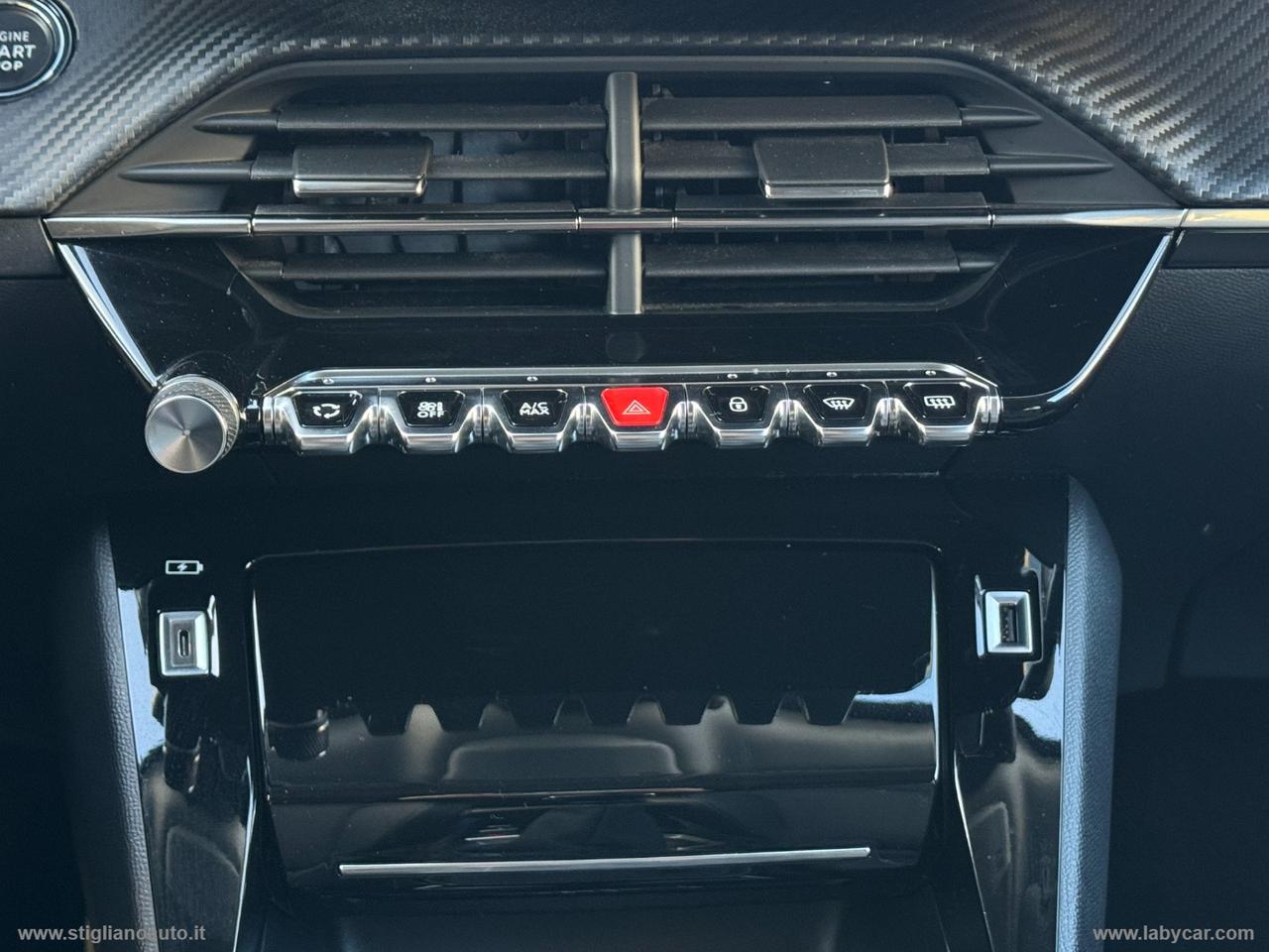 PEUGEOT 2008 BlueHDi 110 S&S Allure