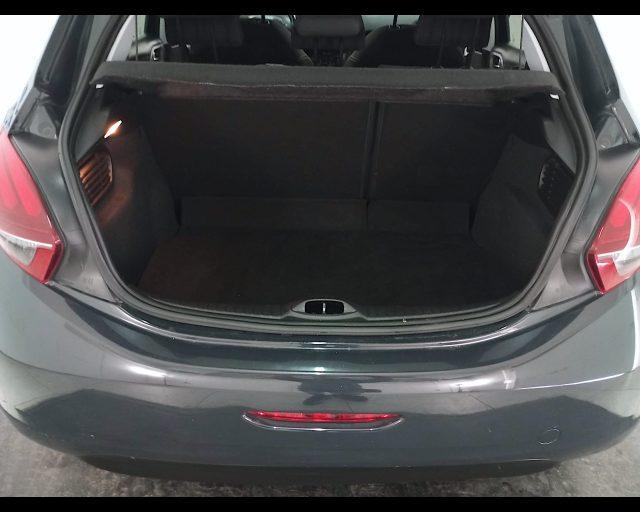 PEUGEOT 208 5p 1.2 puretech Active 82cv