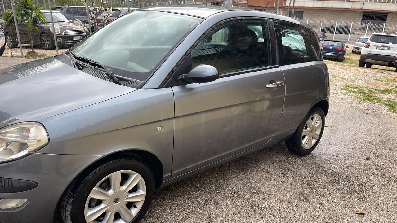 Lancia Ypsilon 1.3 Multijet 16V