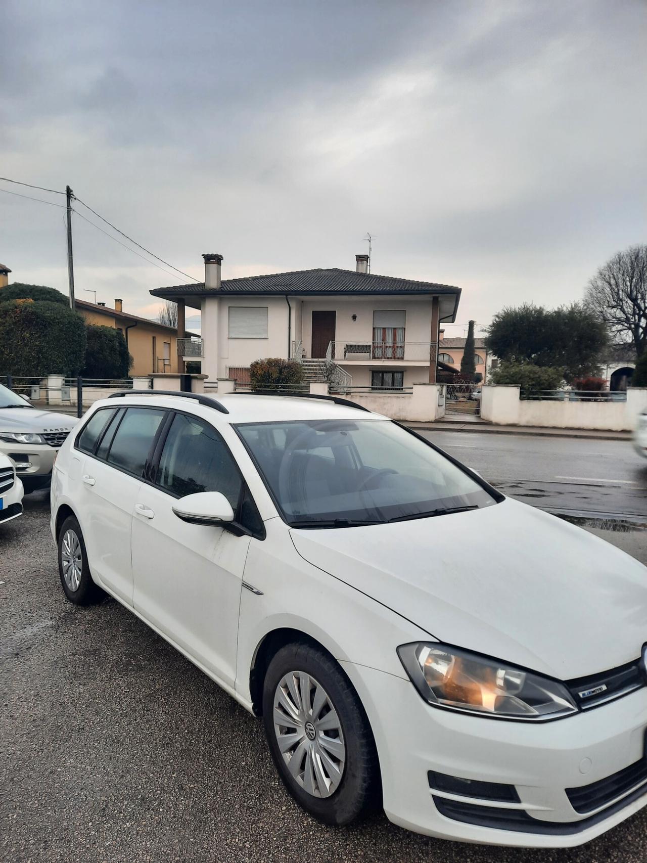 Volkswagen Golf Variant 1.4 TGI OK NEOPATENTATI