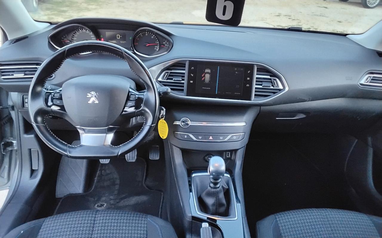 Peugeot 308 BlueHDi 130 S&S Allure