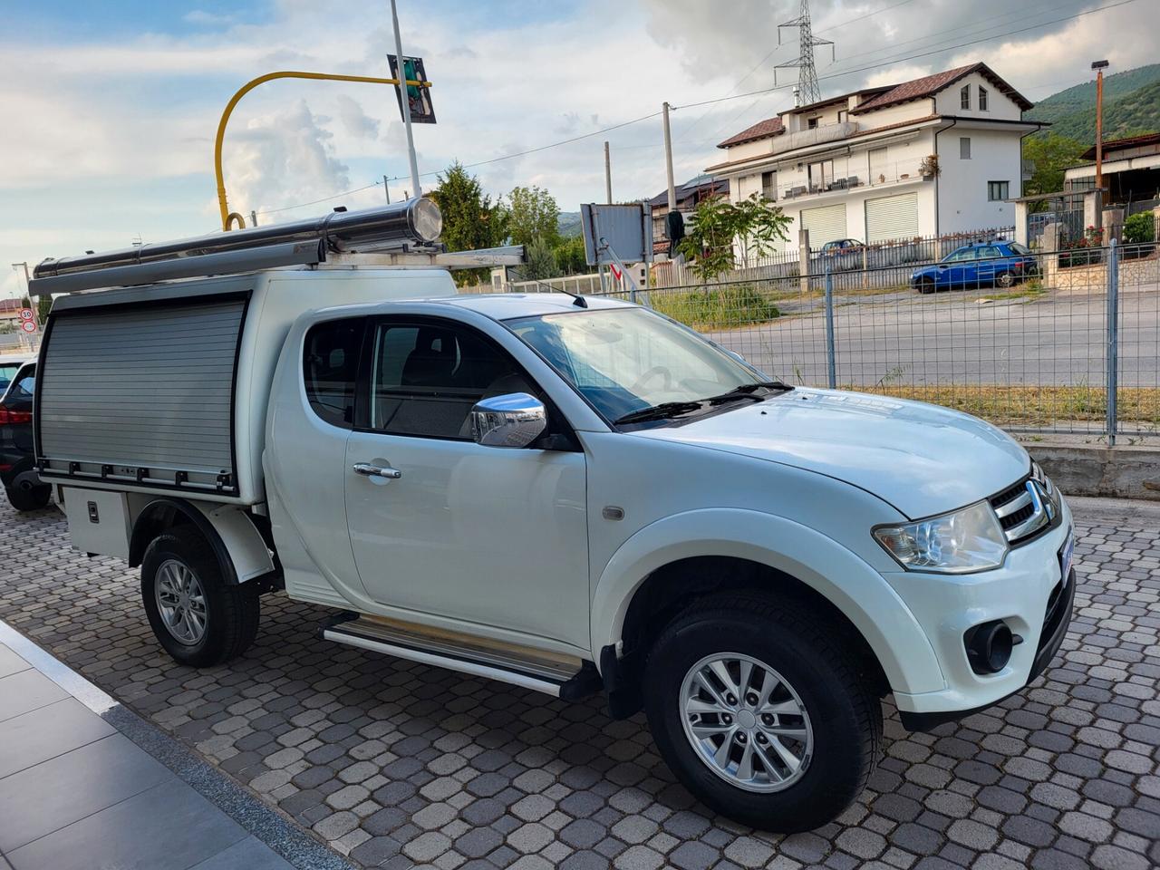 Mitsubishi L200 2.5 DI-D 178 CV 4X4 RIDOTTE BLOCCAGGIO - 4 POSTI