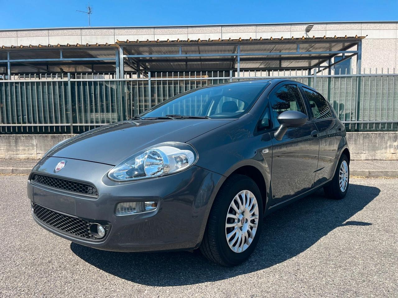Fiat Punto 1.2 8V 5p solo 22.000 km