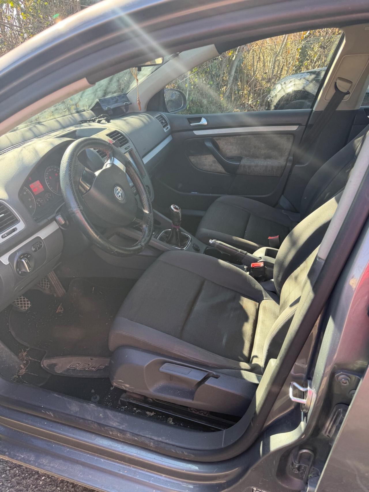 Volkswagen Golf 1.6 5p. Comfortline