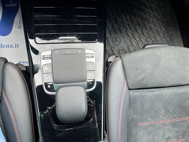 MERCEDES-BENZ CLA 200 d Automatic Shooting Brake Premium Aut. Nught Ed.