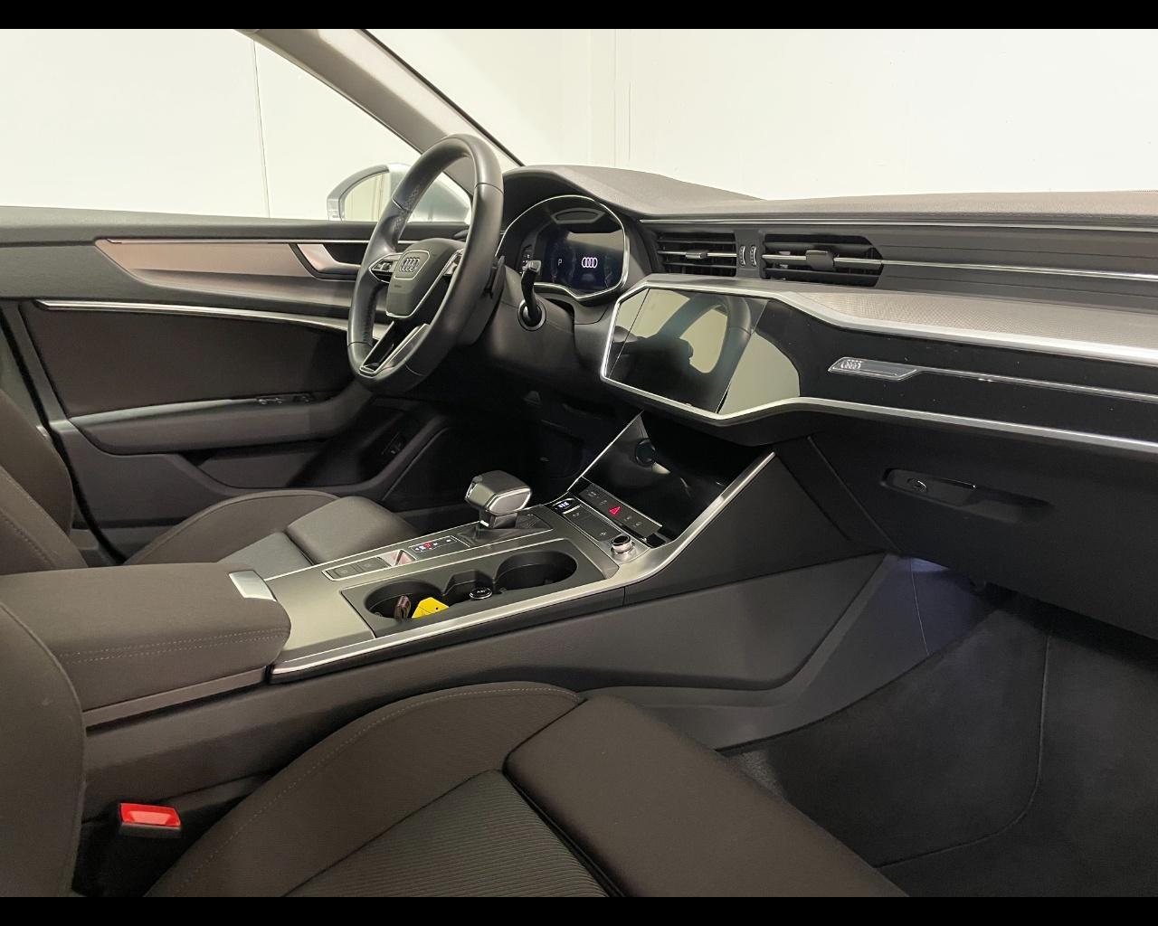 AUDI A6 AVANT 40 TDI MHEV S-TRONIC BUSINESS SPORT