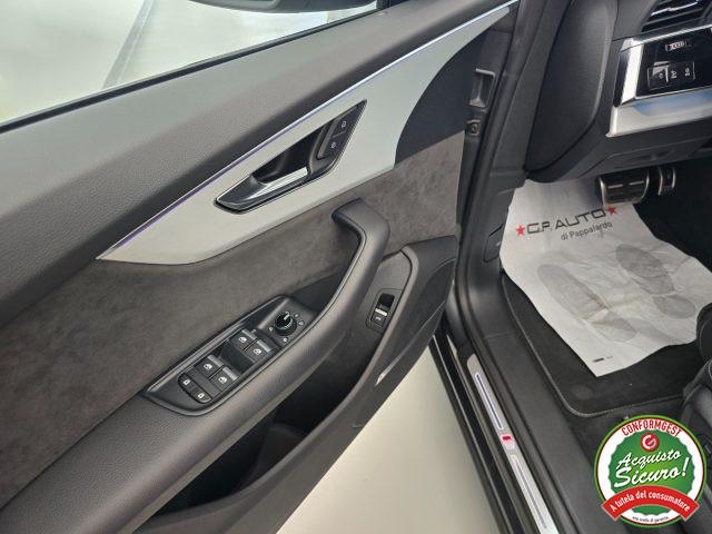 AUDI Q8 50 TDI 286 CV quattro tiptronic Sport + Tetto