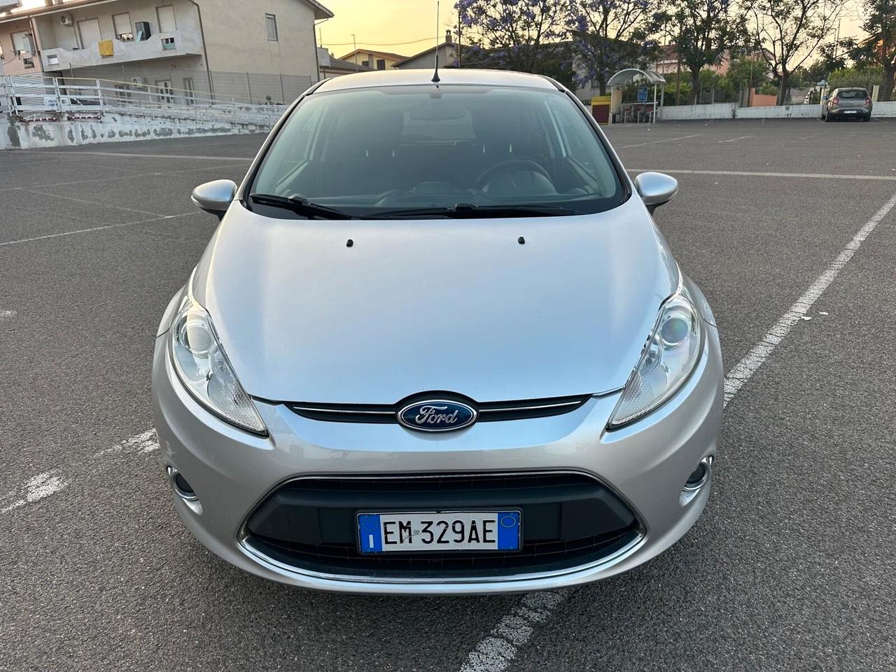 Ford Fiesta 1.4 TDCi 70CV 5 porte Titanium