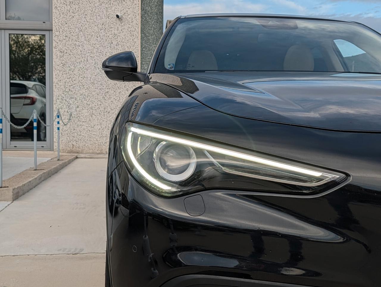 Alfa Romeo Stelvio 2.2 Turbodiesel 180 CV AT8 Q4 Super