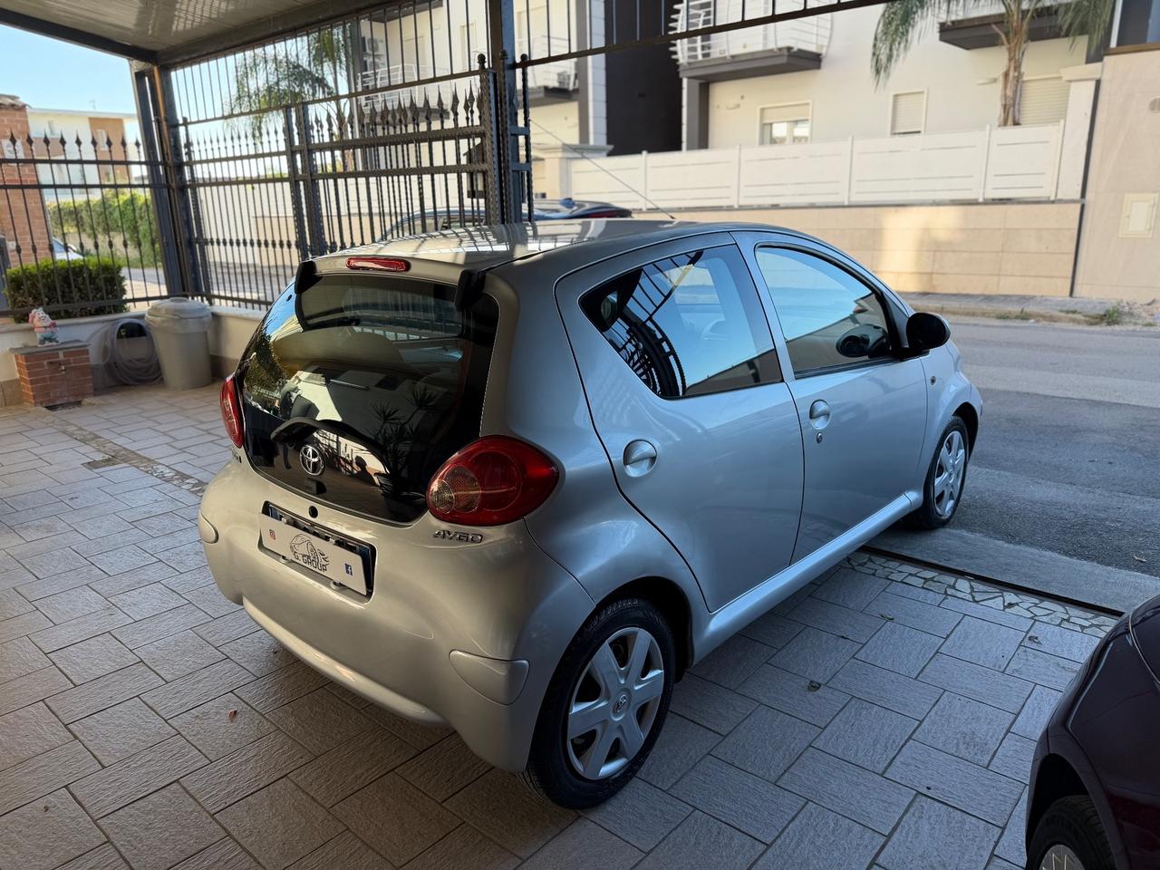 Toyota Aygo 1.0 12V VVT-i 5 porte Now