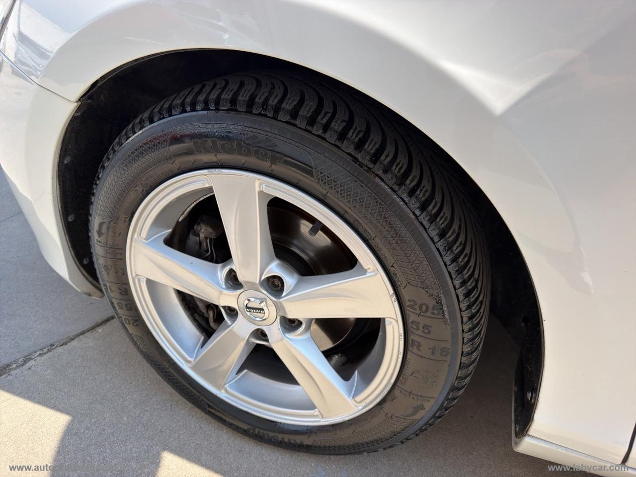 VOLVO V40 D2 Momentum BELLA AFFARE VERO!