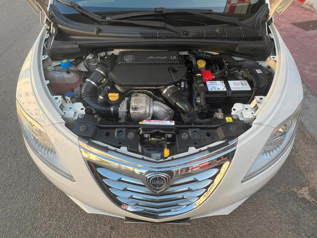 Lancia Ypsilon 1.3 MJT 16V 95 CV 5 porte S&S Gold