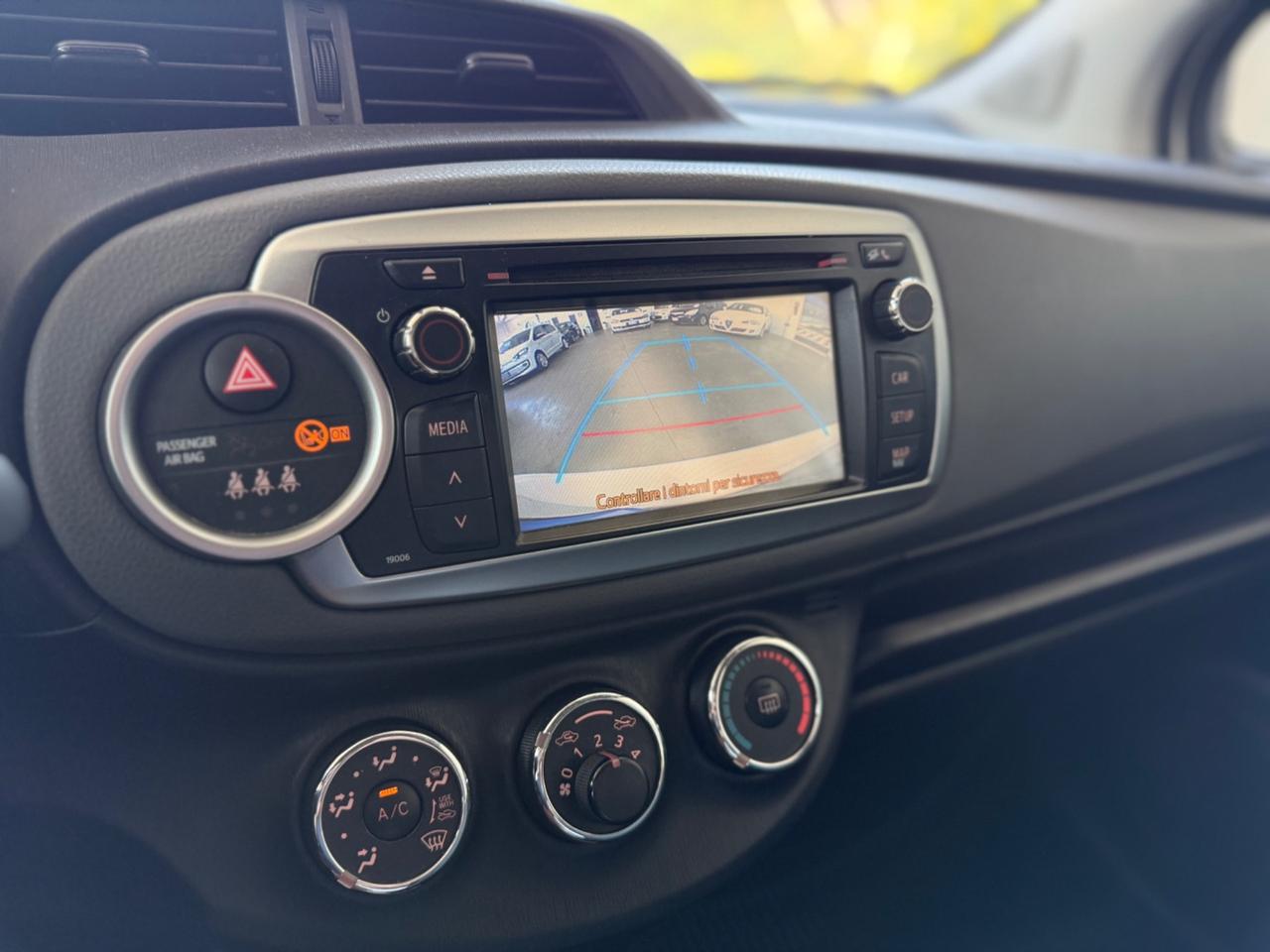 Toyota Yaris 1.0 5 porte OK NEOPATENTATI