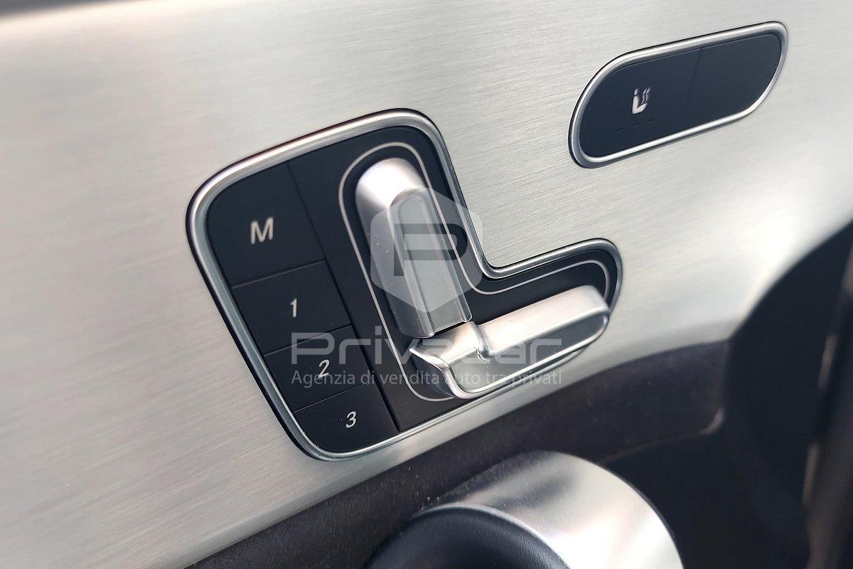 MERCEDES A 35 AMG 4Matic