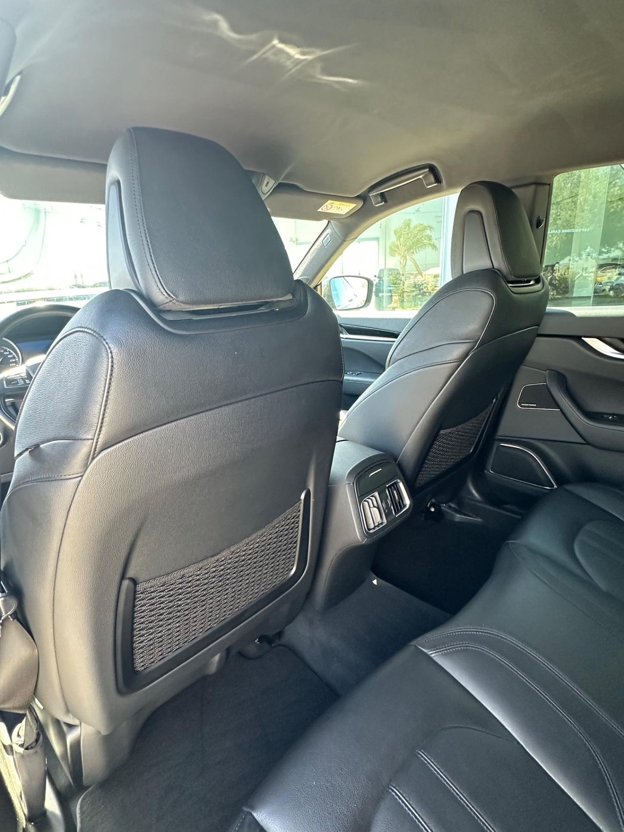 Maserati Levante V6 Diesel 275 CV AWD Gransport