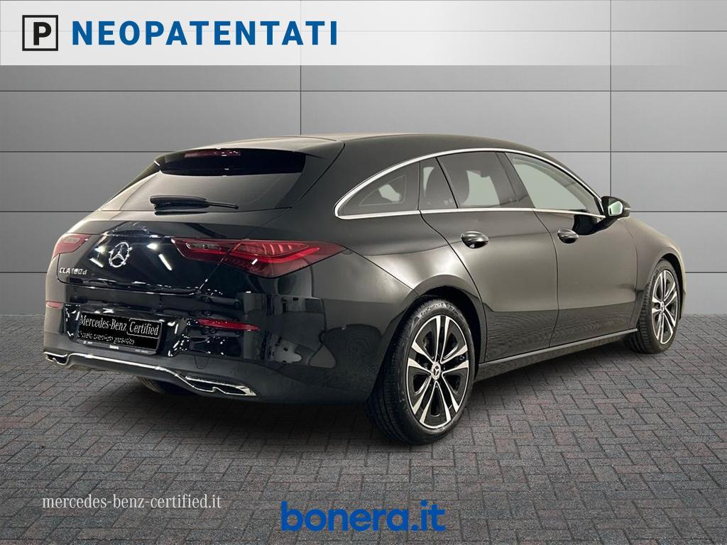 Mercedes CLA Shooting Brake 180 D Progressive Advanced 8G-DCT