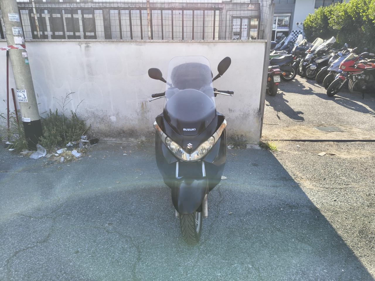 Suzuki Burgman 200