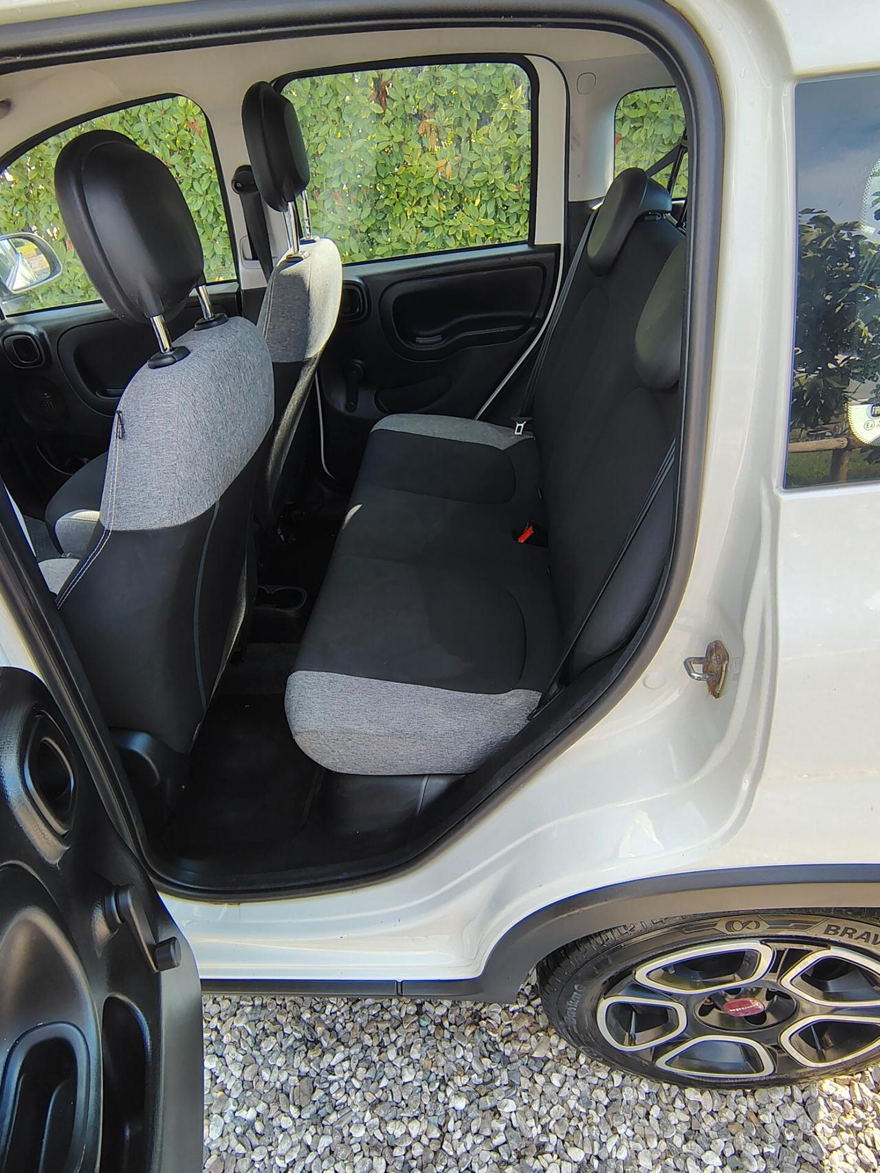 Fiat Panda 1.0 GSE S&S Hybrid Street Van 4 posti