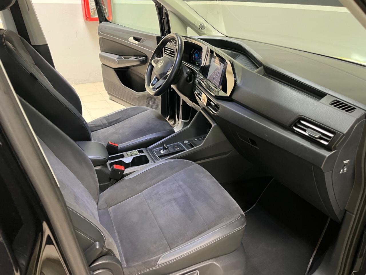 Volkswagen Caddy 2.0 TDI 122 CV DSG Style 7 posti