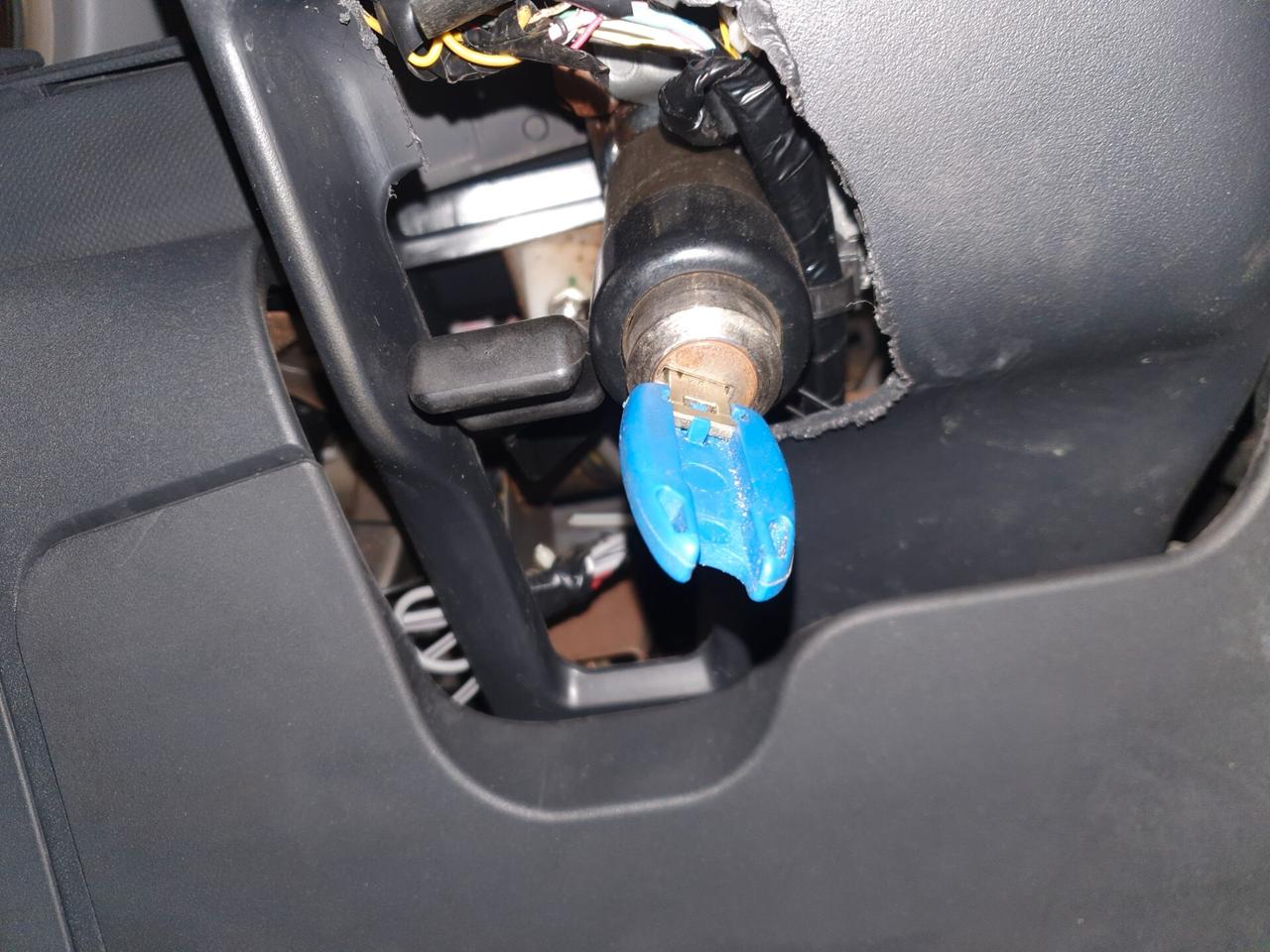 Toyota Yaris 1.3 5 porte anno 2008 block sistem