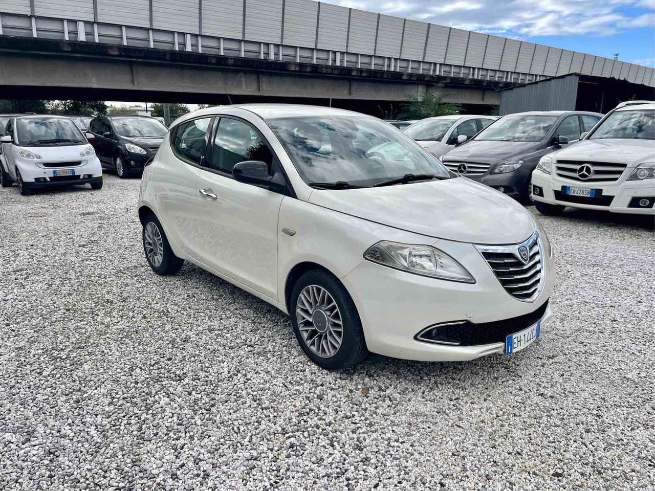 Lancia Ypsilon 1.3 MJT 16V 95 CV 5 porte S&S Gold