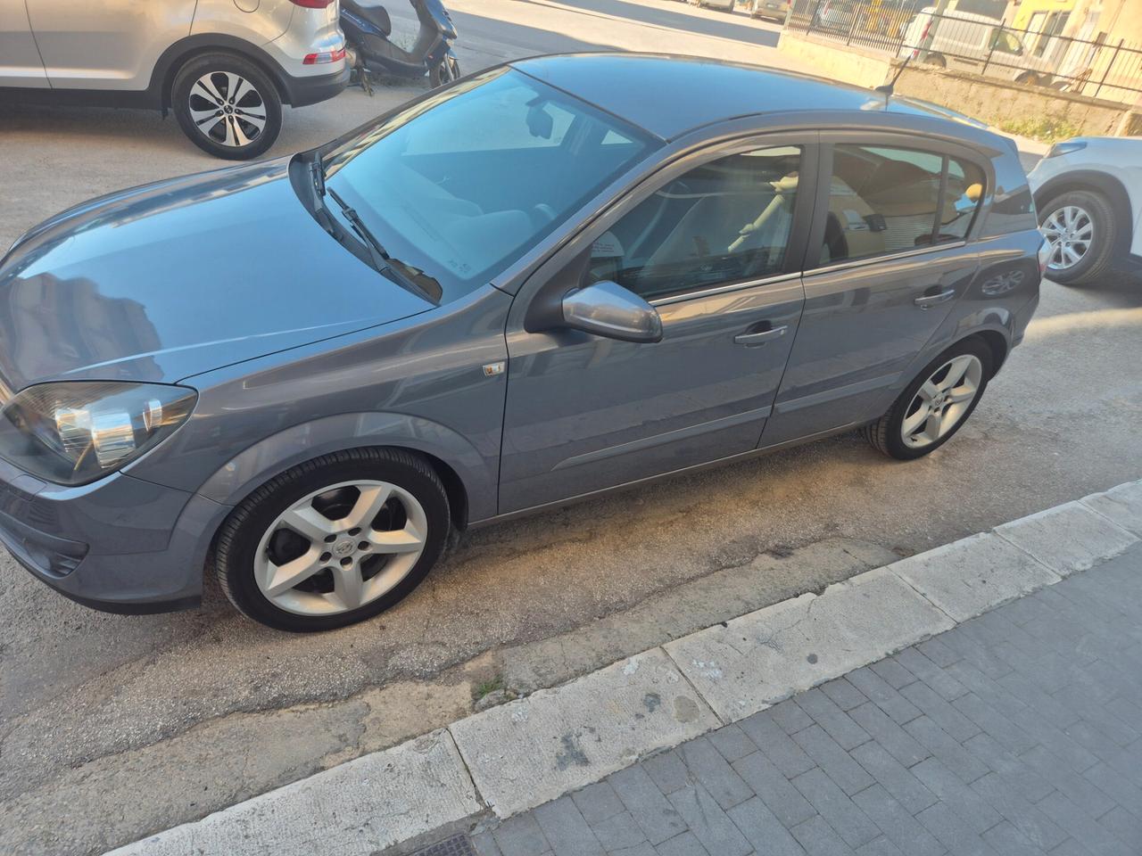 OPEL ASTRA H BERLINA 1.9 DIESEL 120 CV KM CERTIF