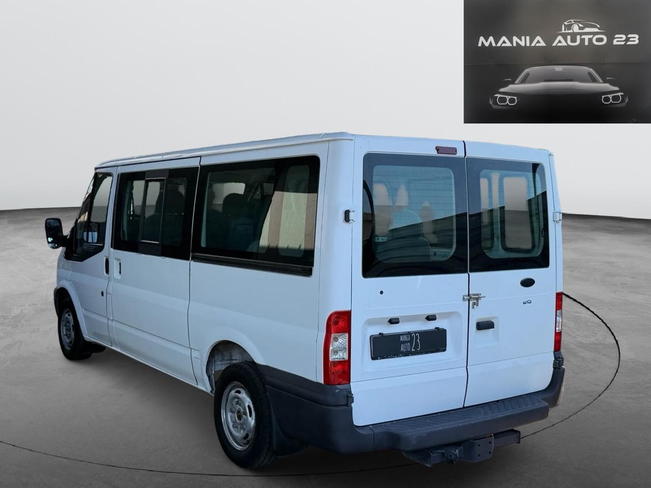 Ford Transit 300 M 2.2 TDCI 116 CV 9 POSTI*GANCIO TRAINO*