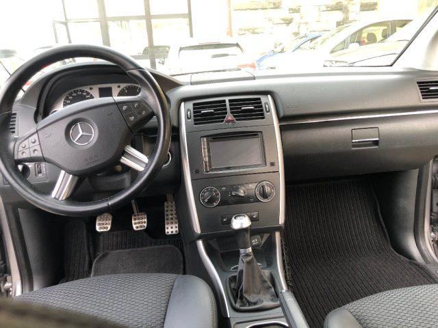 MERCEDES-BENZ B 180 CDI Executive