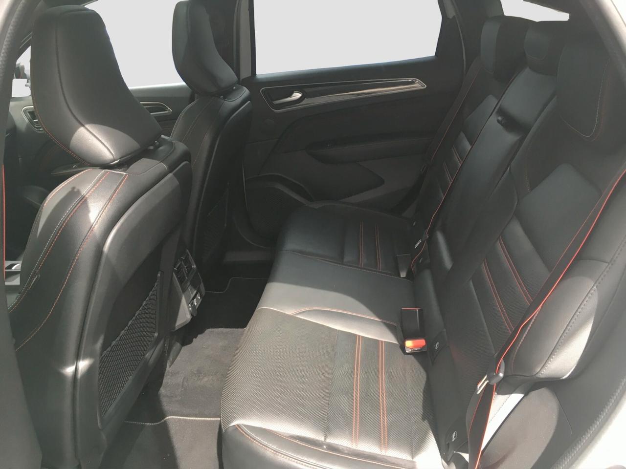 Renault Arkana Hybrid E-Tech 145 CV R.S. Line