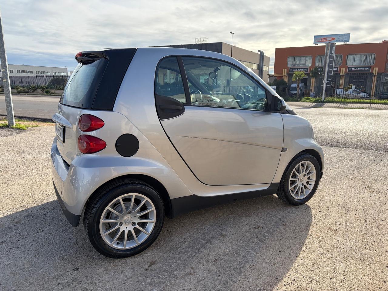 Smart ForTwo 1000 62 kW coupé passion