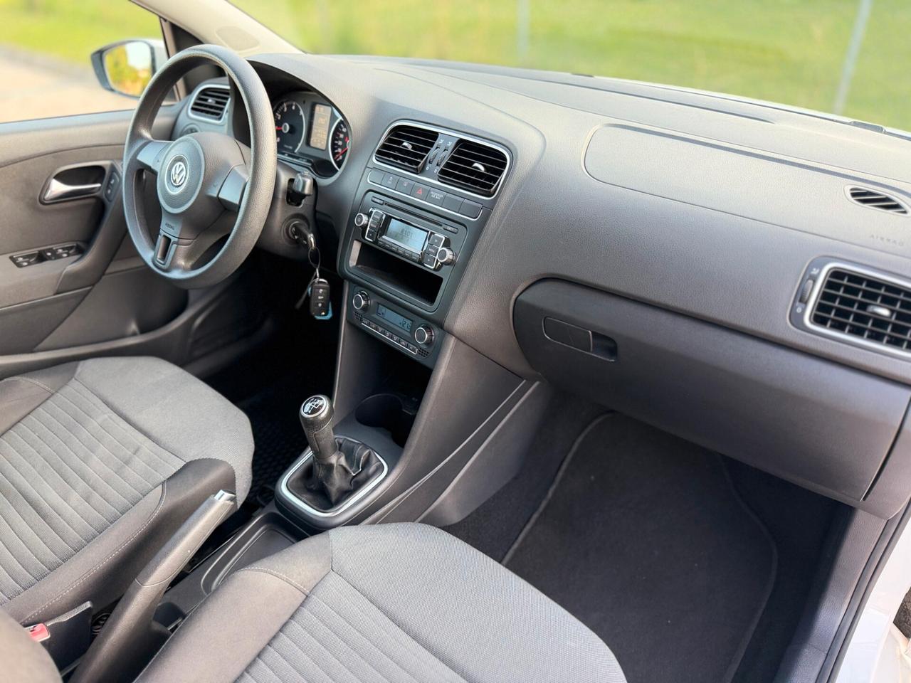 Volkswagen Polo 1.2 benzina. neopatentati
