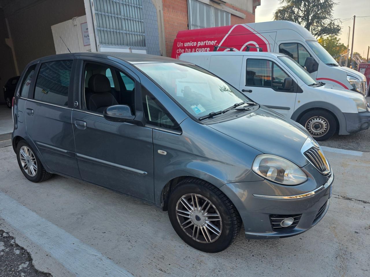 Lancia MUSA 1.4 8V Ecochic (GPL) Diva