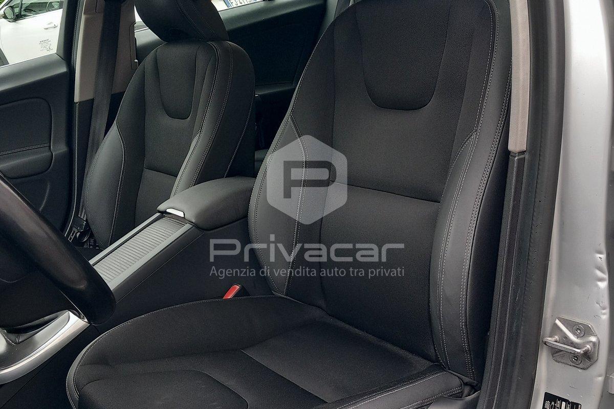 VOLVO V60 D4 Geartronic Business