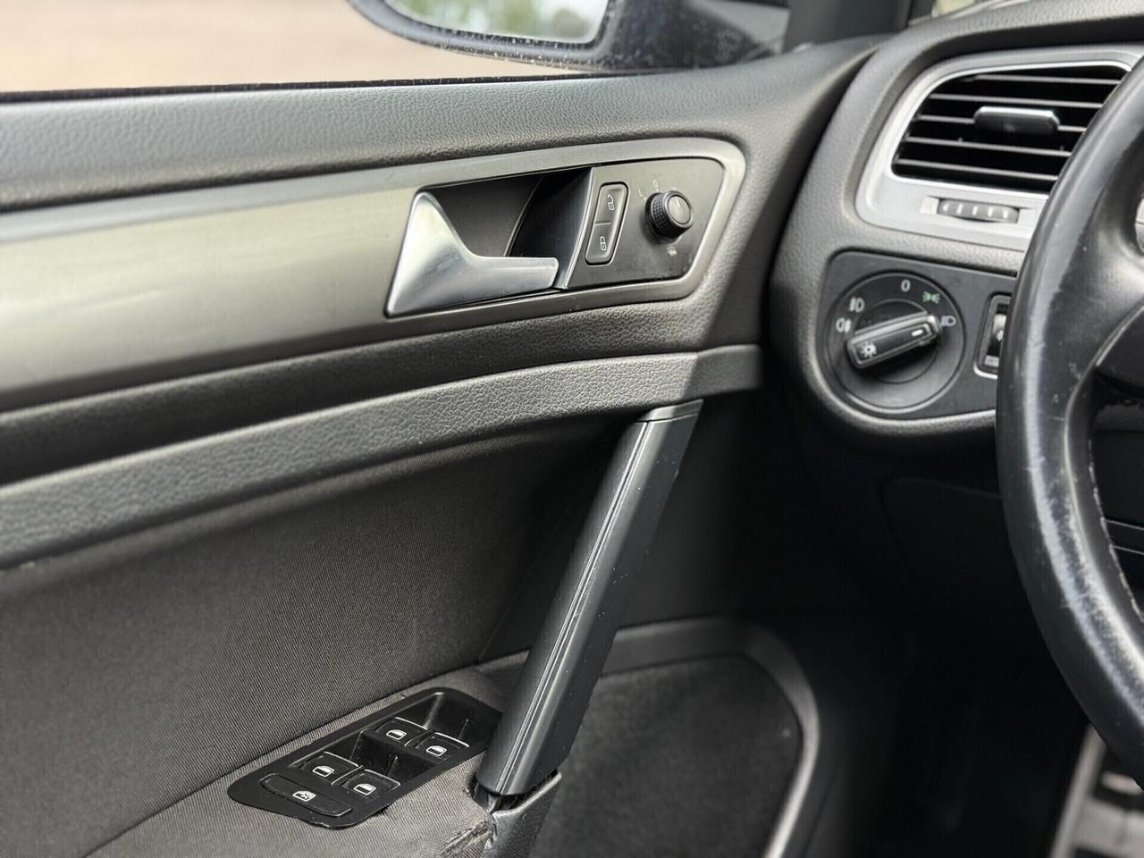 VOLKSWAGEN Golf 7 2014 1.6 TDI 105cv DSG