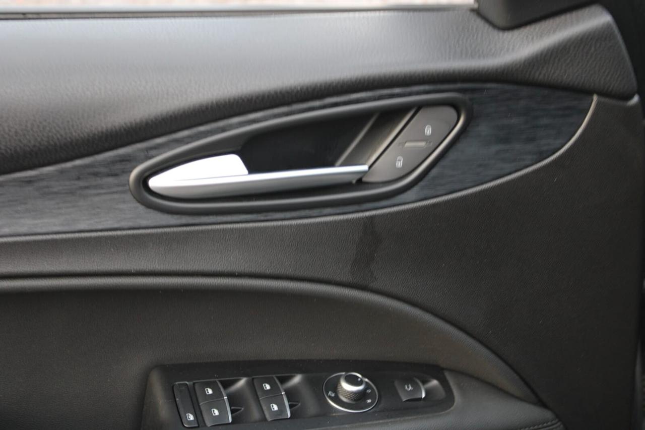 Alfa Romeo Stelvio Tua A SOLI 280€ al mese Anticipo Zero