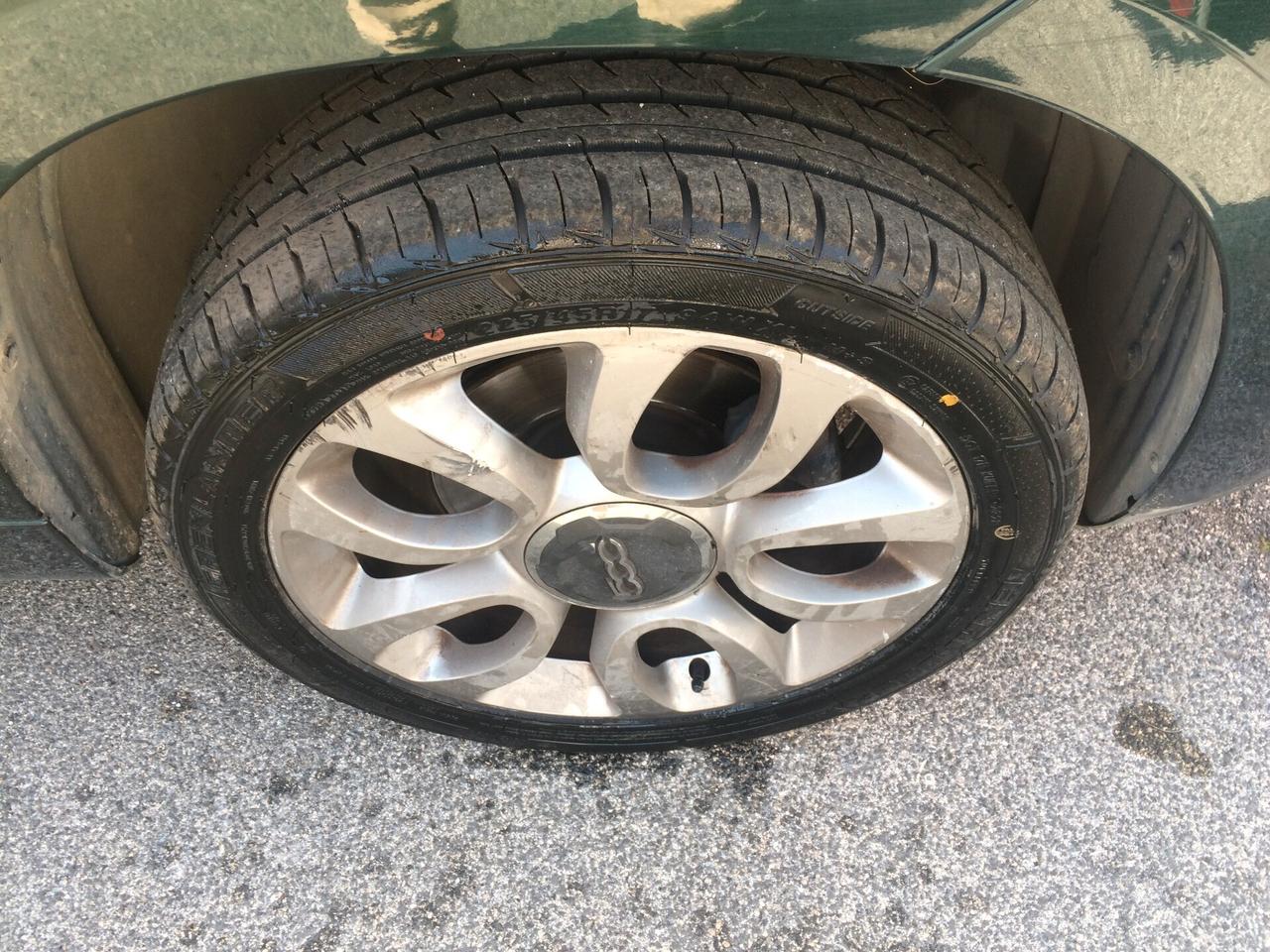 2014 Fiat 500L living 0.9 TwinAir Turbo Natural Power Lounge