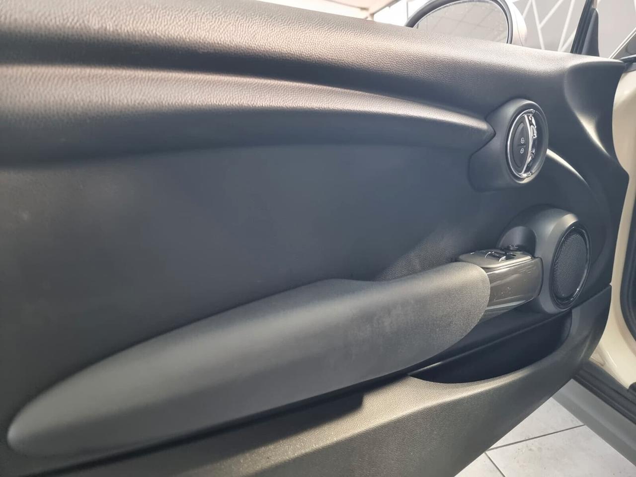 Mini 1.5 One 75 CV N EOPATENTATI