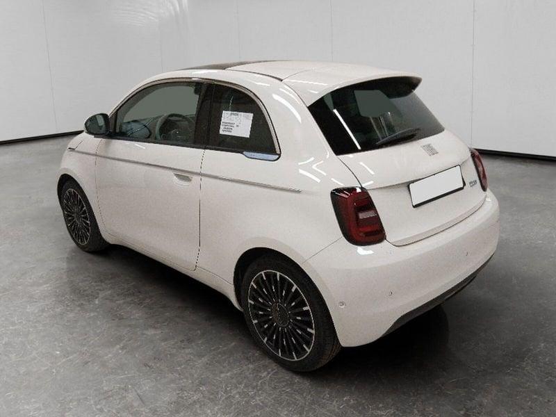 FIAT 500 500e 42 kWh La Prima